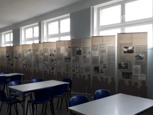 Výstava Sami proti všem (10. 11. 2021)