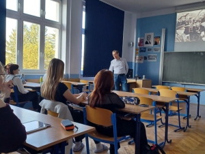 Den hanby – Povolný